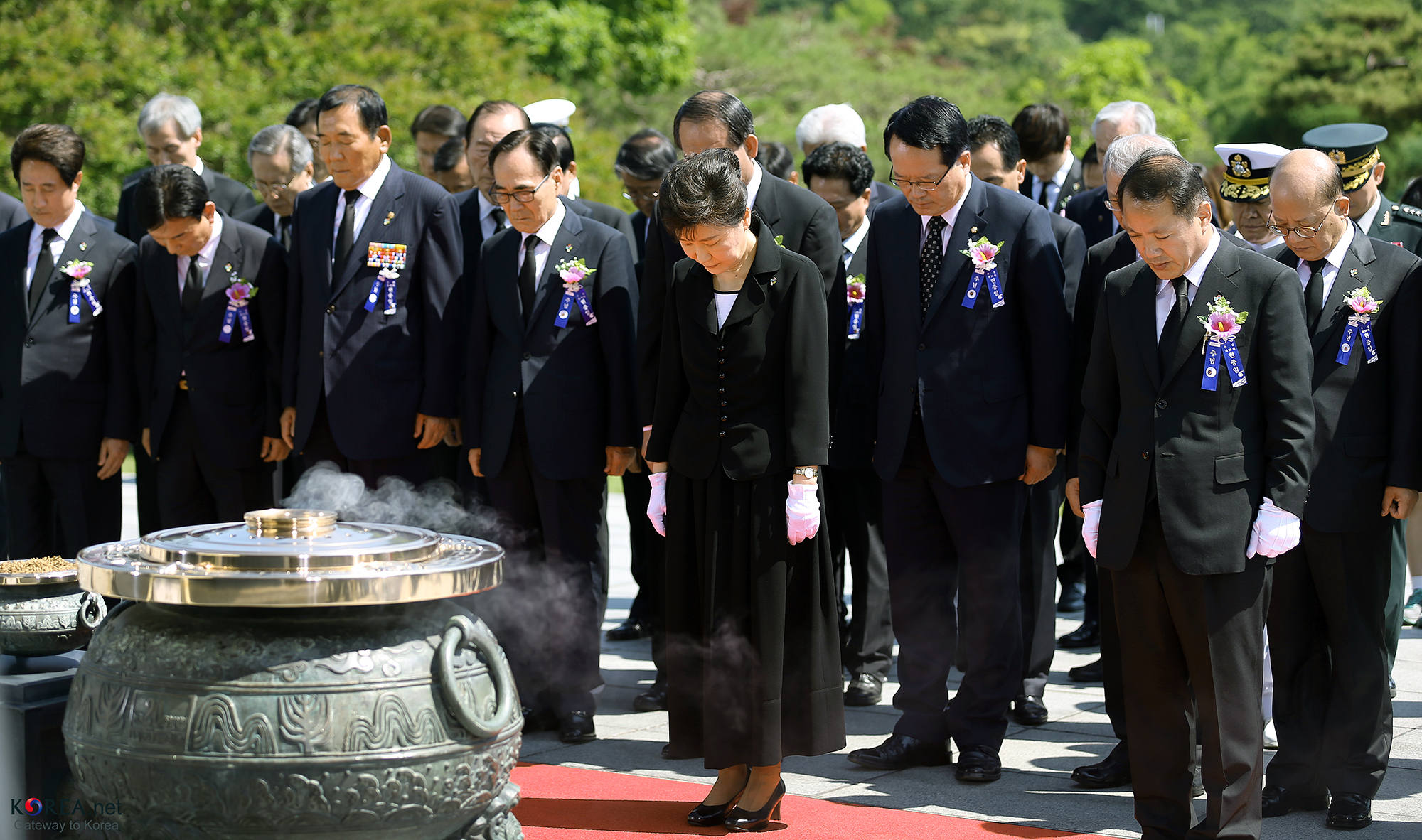 Právě si prohlížíte Památka padlých v boji: Jižní Korea si připomíná kruté události války a životy jejích obětí