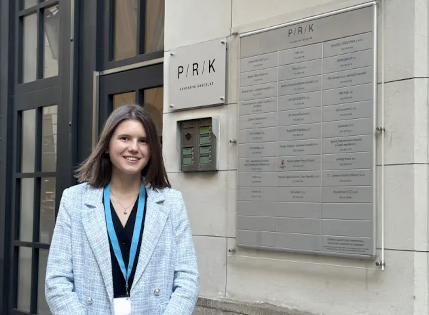 Přečtete si více ze článku Studium v zahraničí je obrovská zkušenost do života, školné je kámen úrazu. Rozhovor s aspirující studentkou špičkové univerzity v Anglii